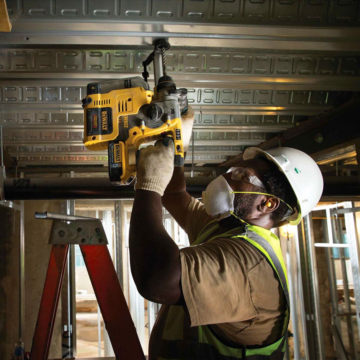 Hammer Drill Dch273p2dh Dewalt DCH273P2 18V XR Cordless Brushless