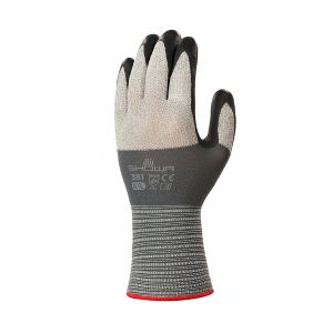 CutProof Resistant Waterproof Oil Resistant Gloves Coated Safety Protection 