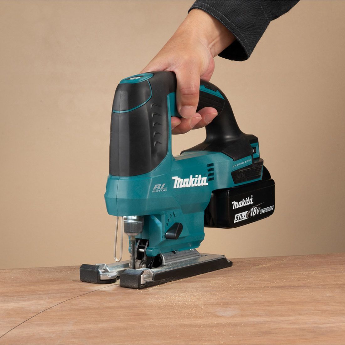 Makita DJV184Z 18v Liion Cordless Brushless Jigsaw Body Only